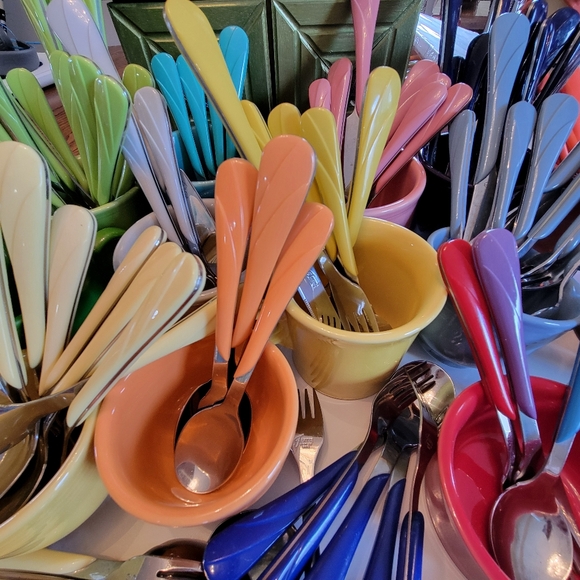 COMING SOON! Fiesta Flatware Bundles ~ Fiestaware Retired Swirl Pattern - Picture 7 of 8